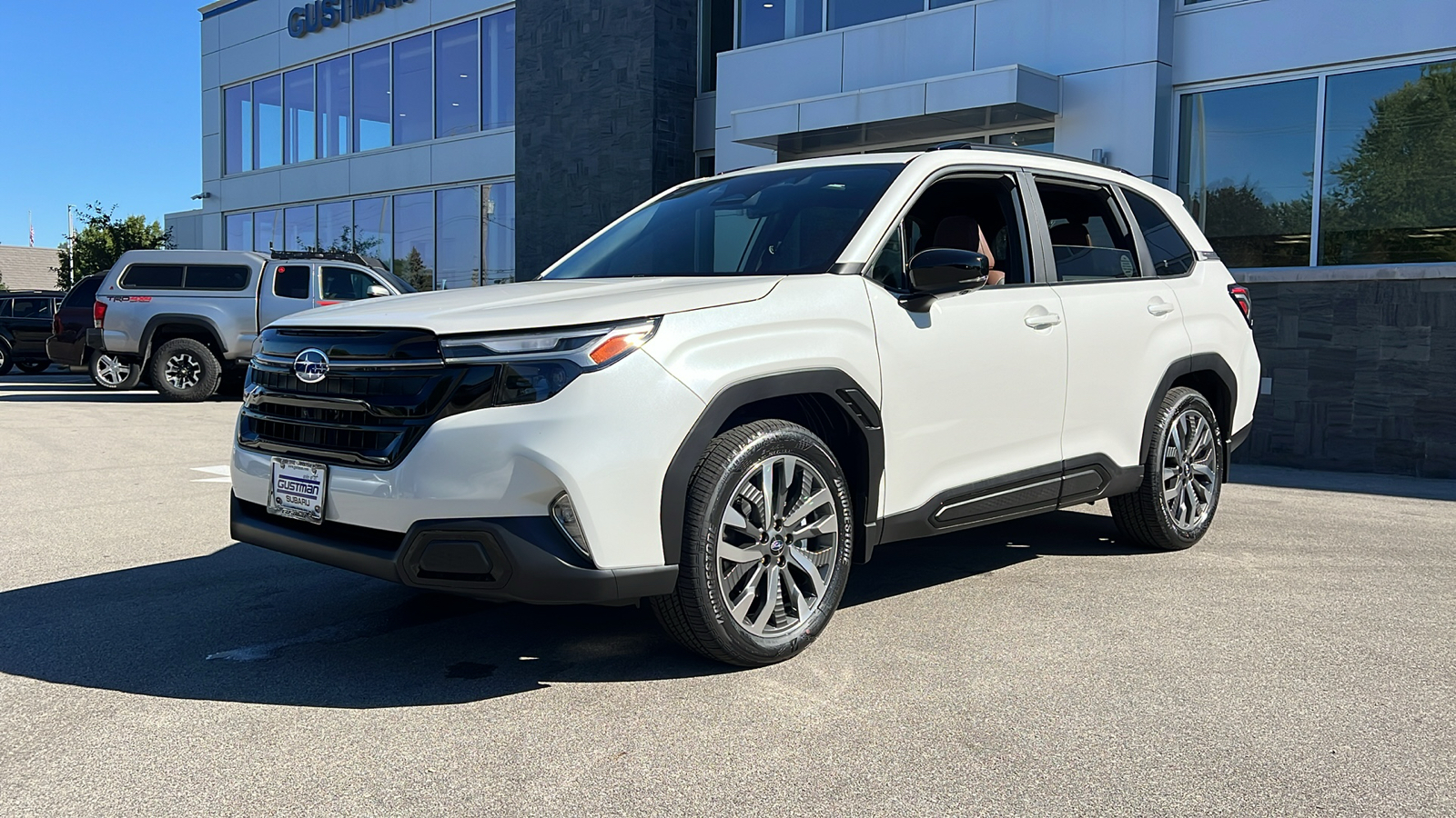 2025 Subaru Forester Touring 2