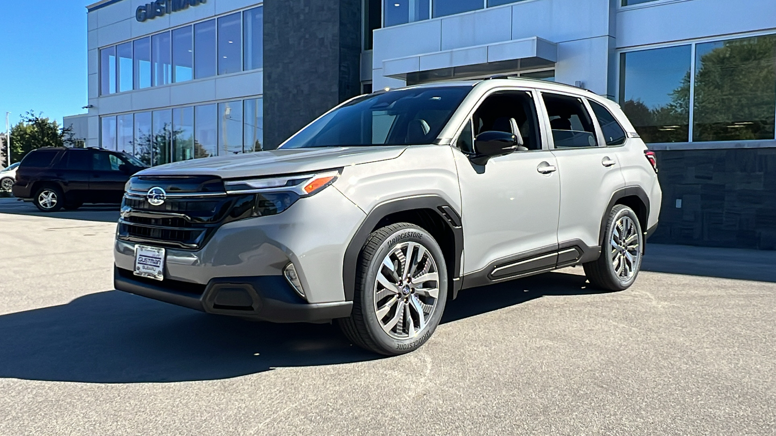 2025 Subaru Forester Touring 2