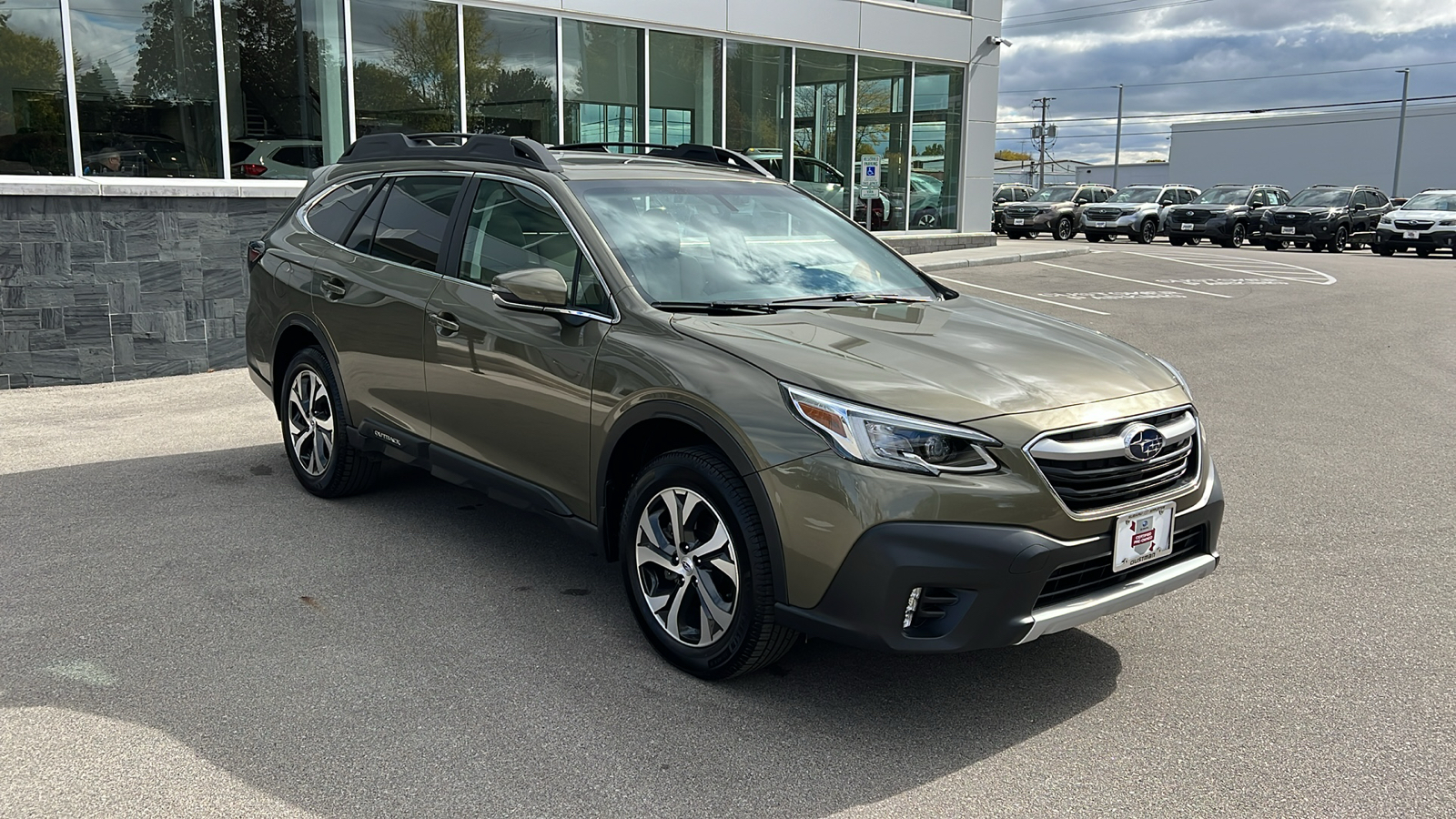 2020 Subaru Outback Limited 8