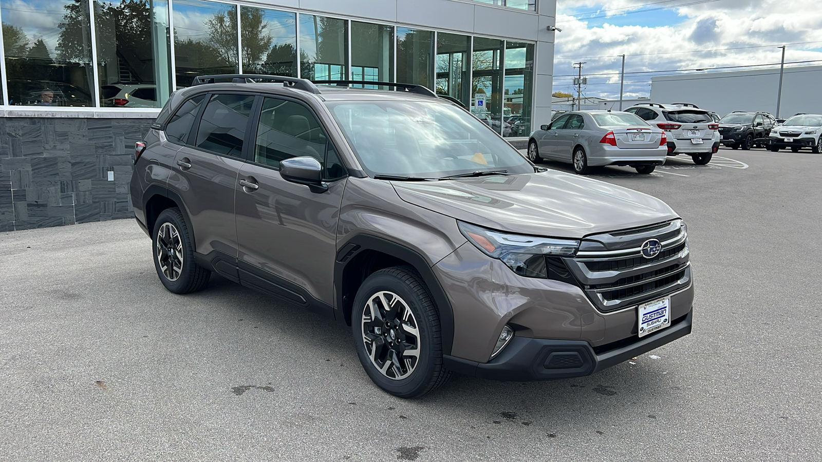 2025 Subaru Forester Premium 8