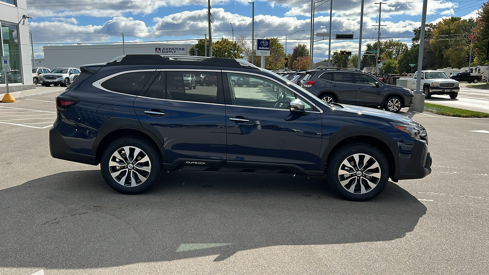 2025 Subaru Outback Touring 6