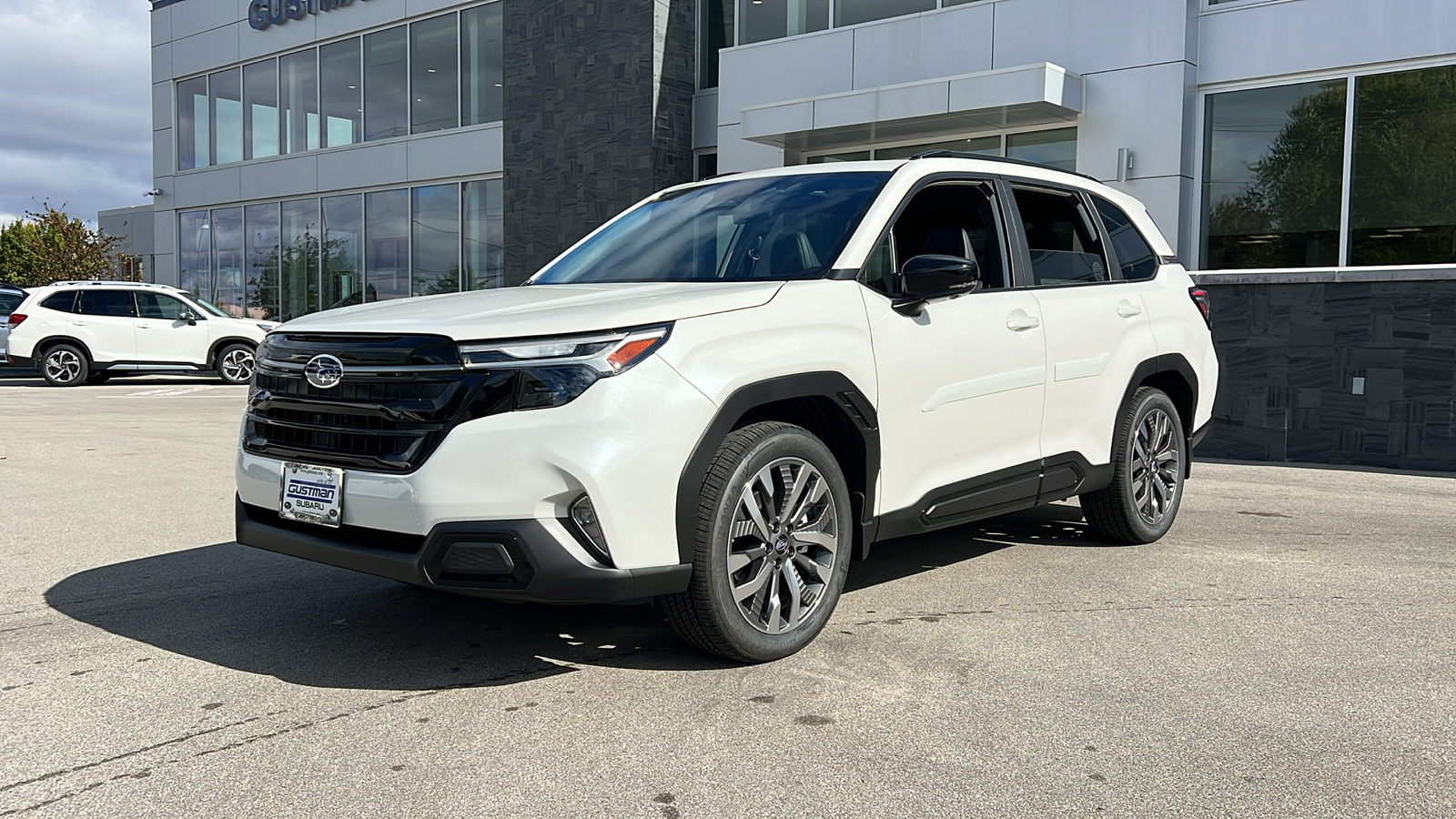 2025 Subaru Forester Touring 2