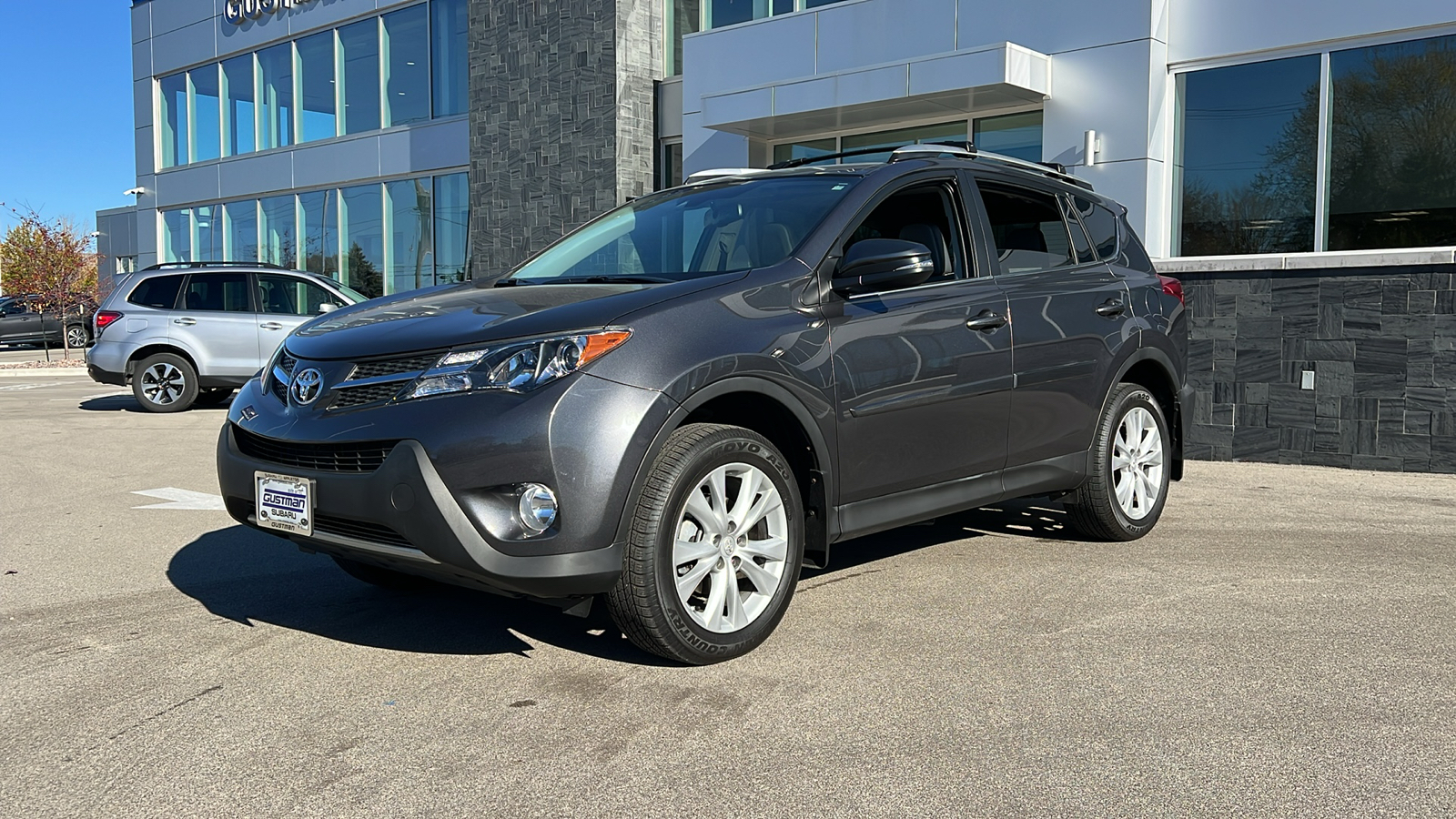 2015 Toyota RAV4 Limited 1