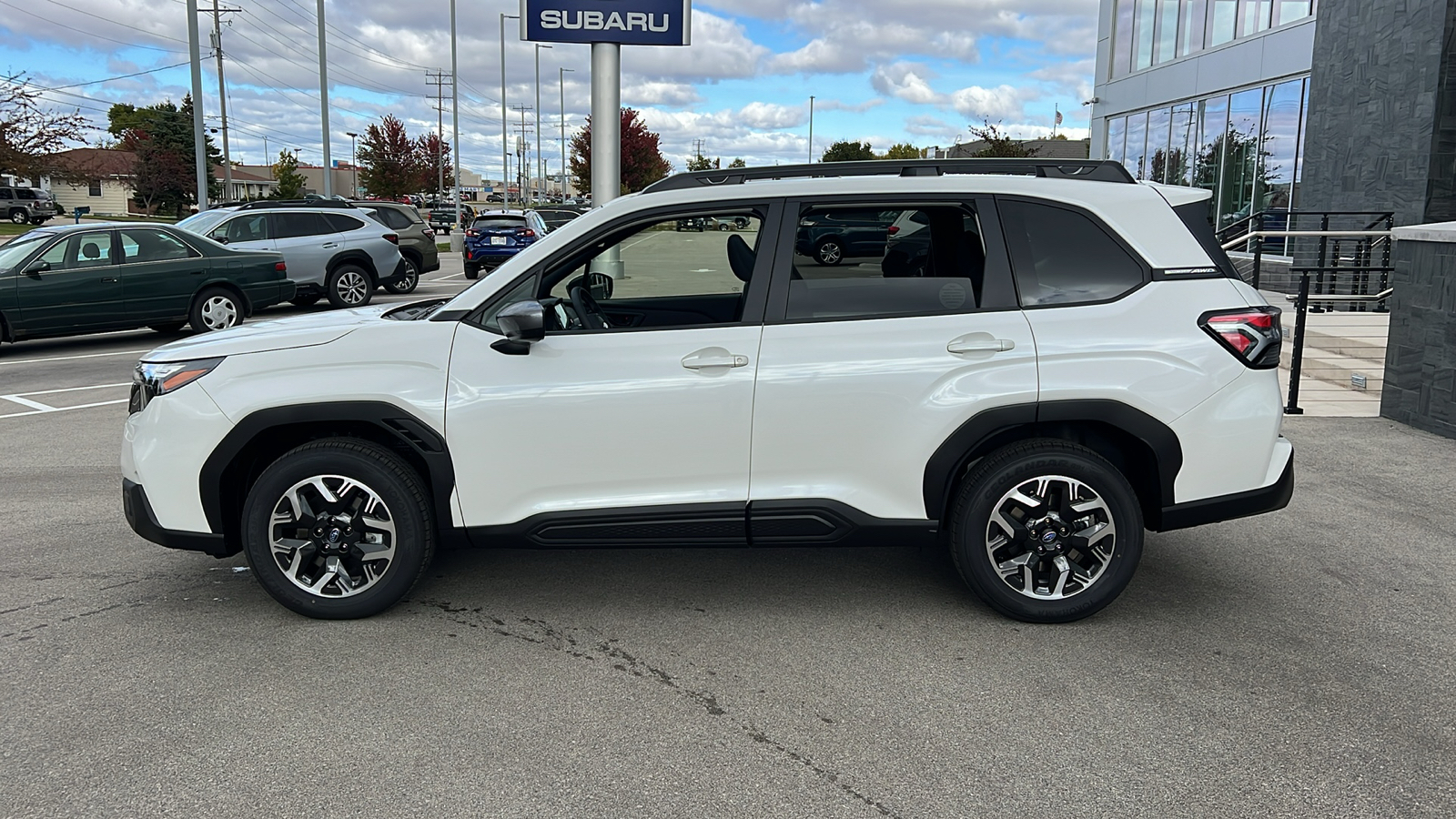 2025 Subaru Forester Premium 3