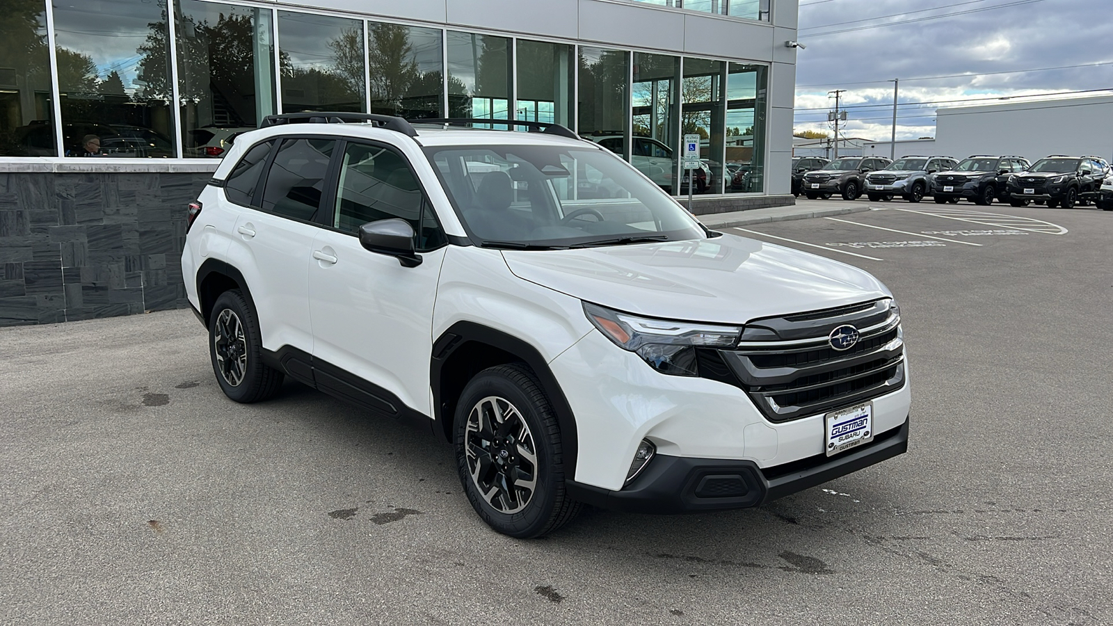 2025 Subaru Forester Premium 8