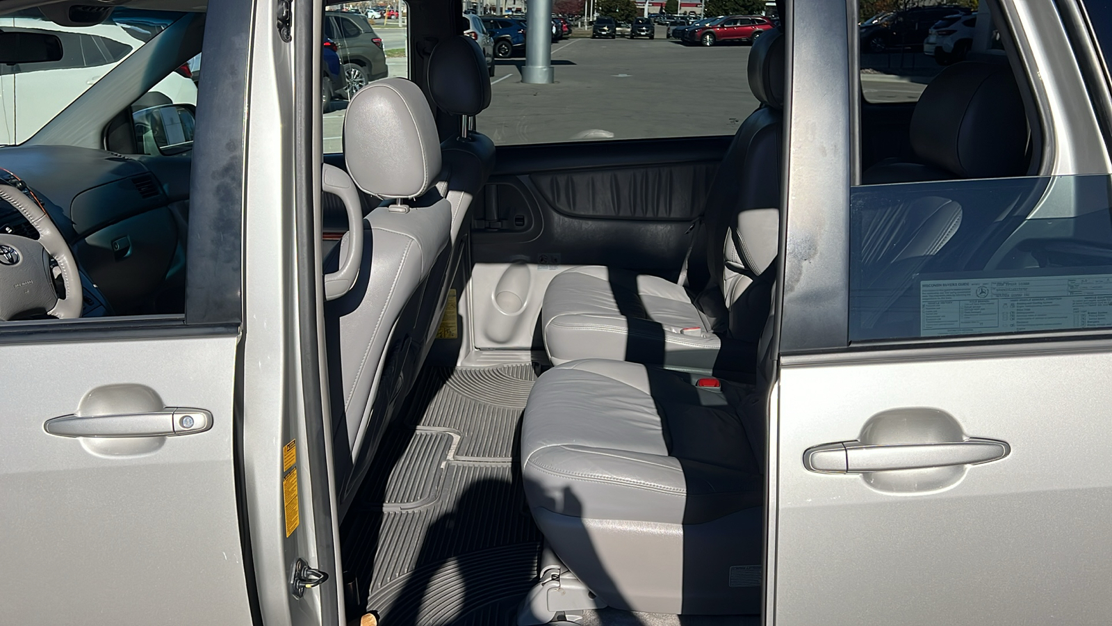 2008 Toyota Sienna XLELIMI 27