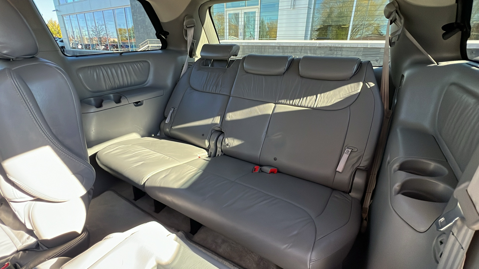 2008 Toyota Sienna XLELIMI 28