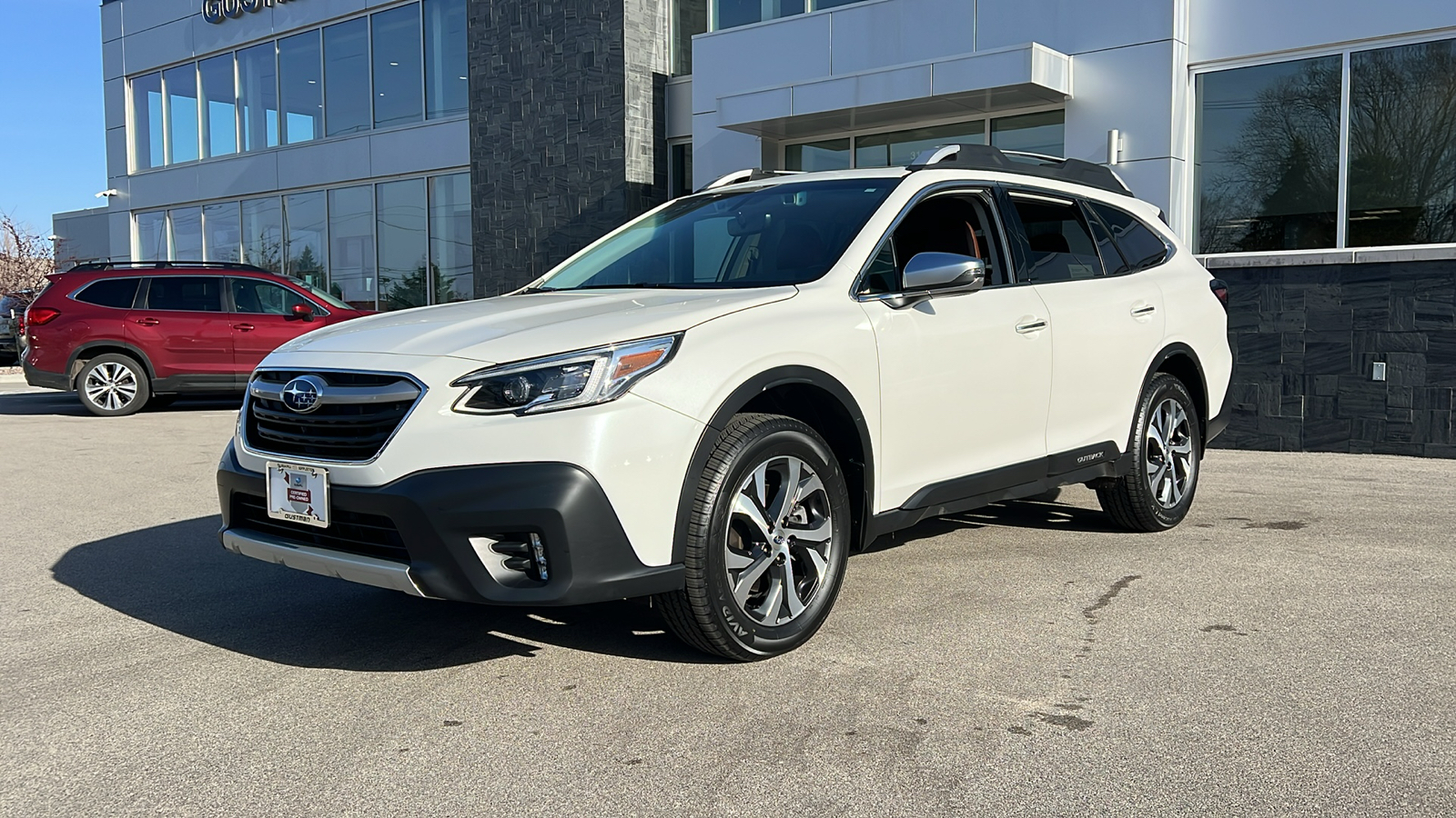 2021 Subaru Outback Touring 1