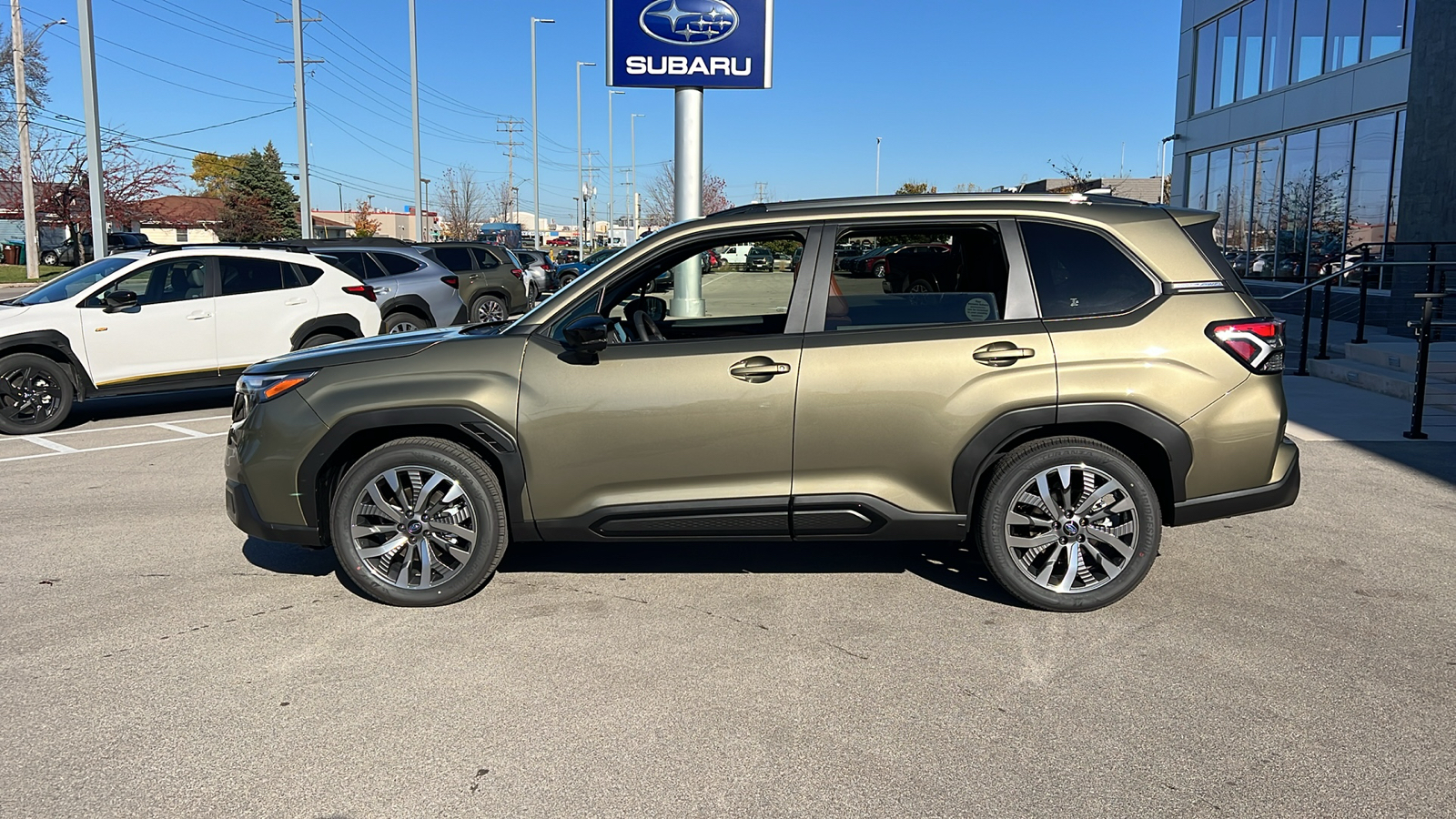 2025 Subaru Forester Touring 3