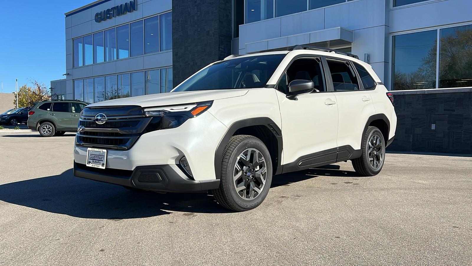 2025 Subaru Forester Premium 1