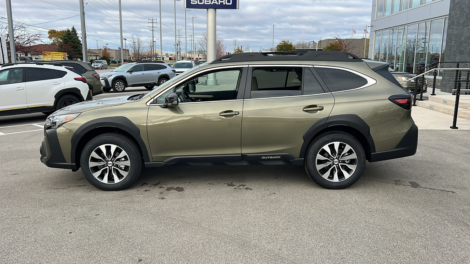 2025 Subaru Outback Limited 3