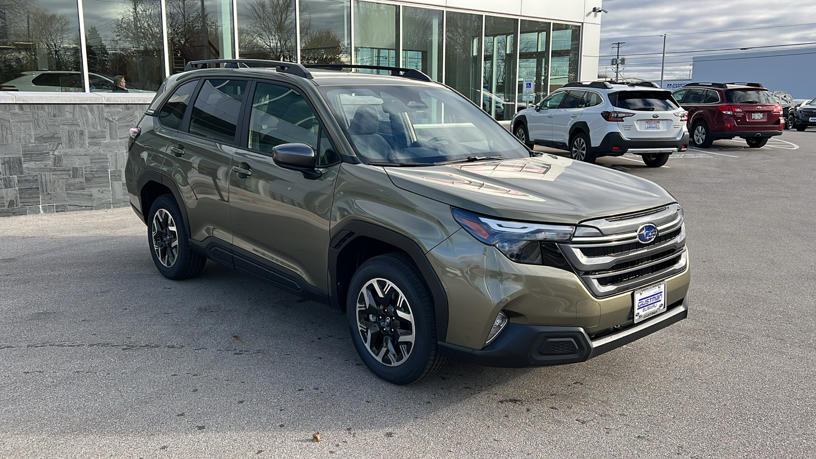 2025 Subaru Forester Premium 8