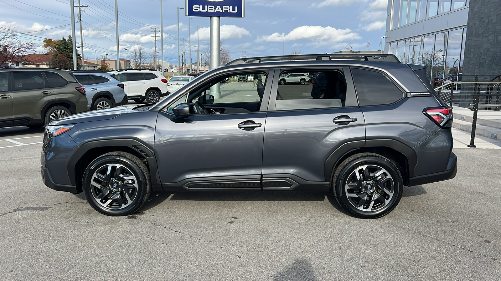 2025 Subaru Forester Limited 3