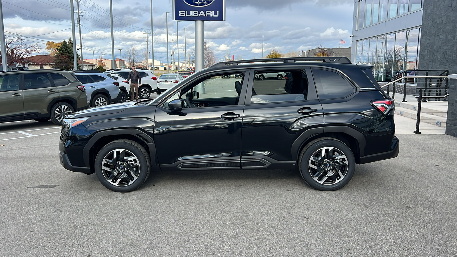 2025 Subaru Forester Limited 3