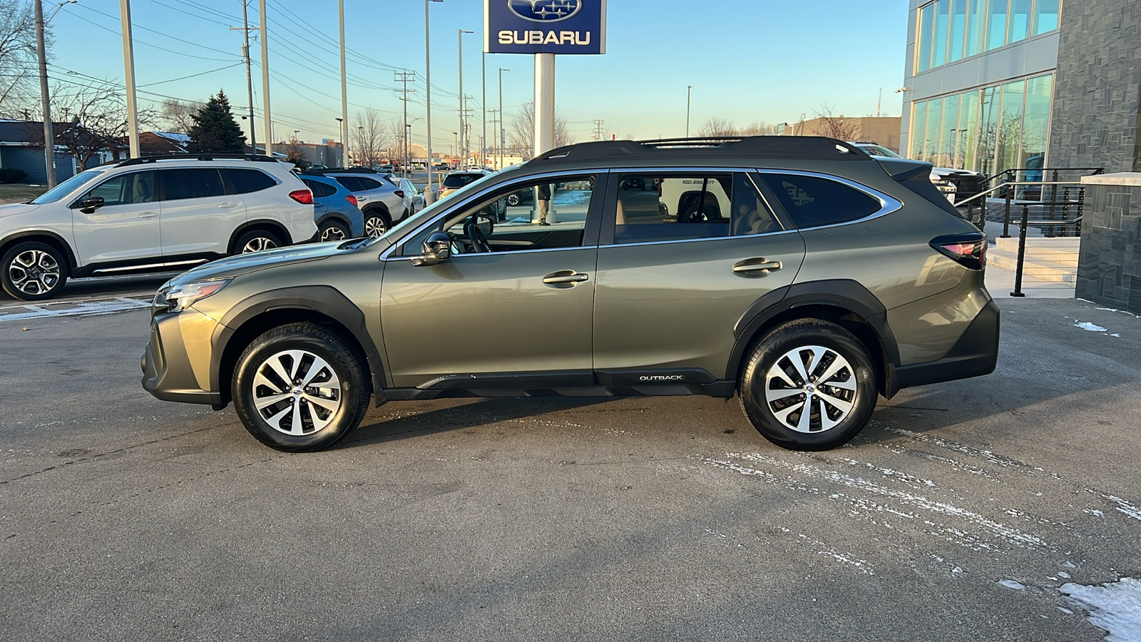 2025 Subaru Outback Premium 3