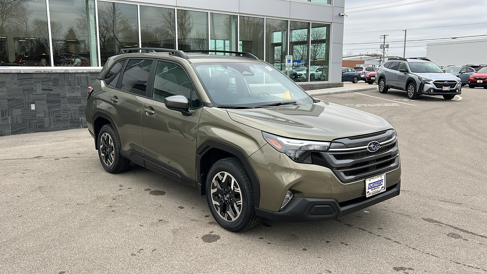 2025 Subaru Forester Premium 8