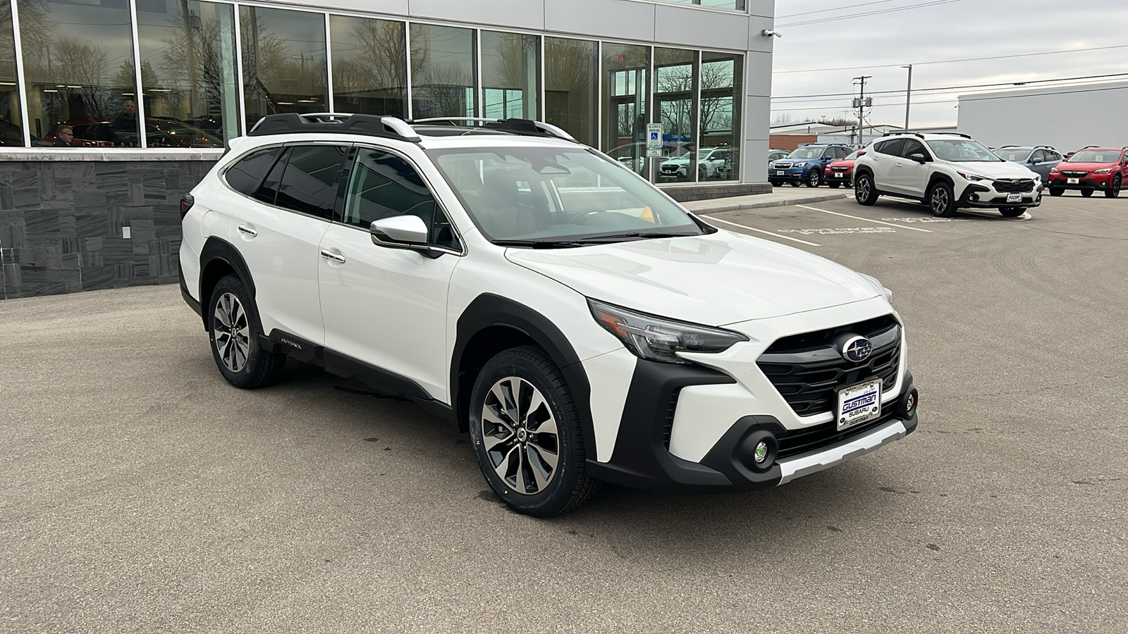 2025 Subaru Outback Touring XT 8