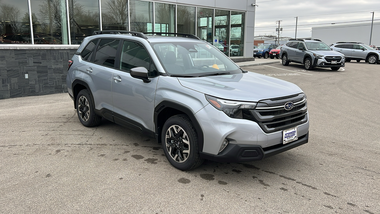 2025 Subaru Forester Premium 8