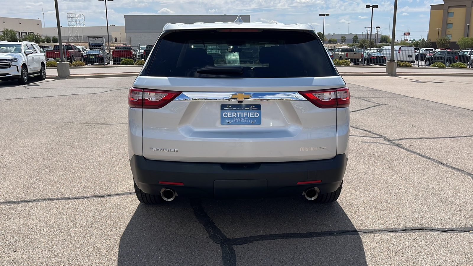 2021 Chevrolet Traverse LS 7