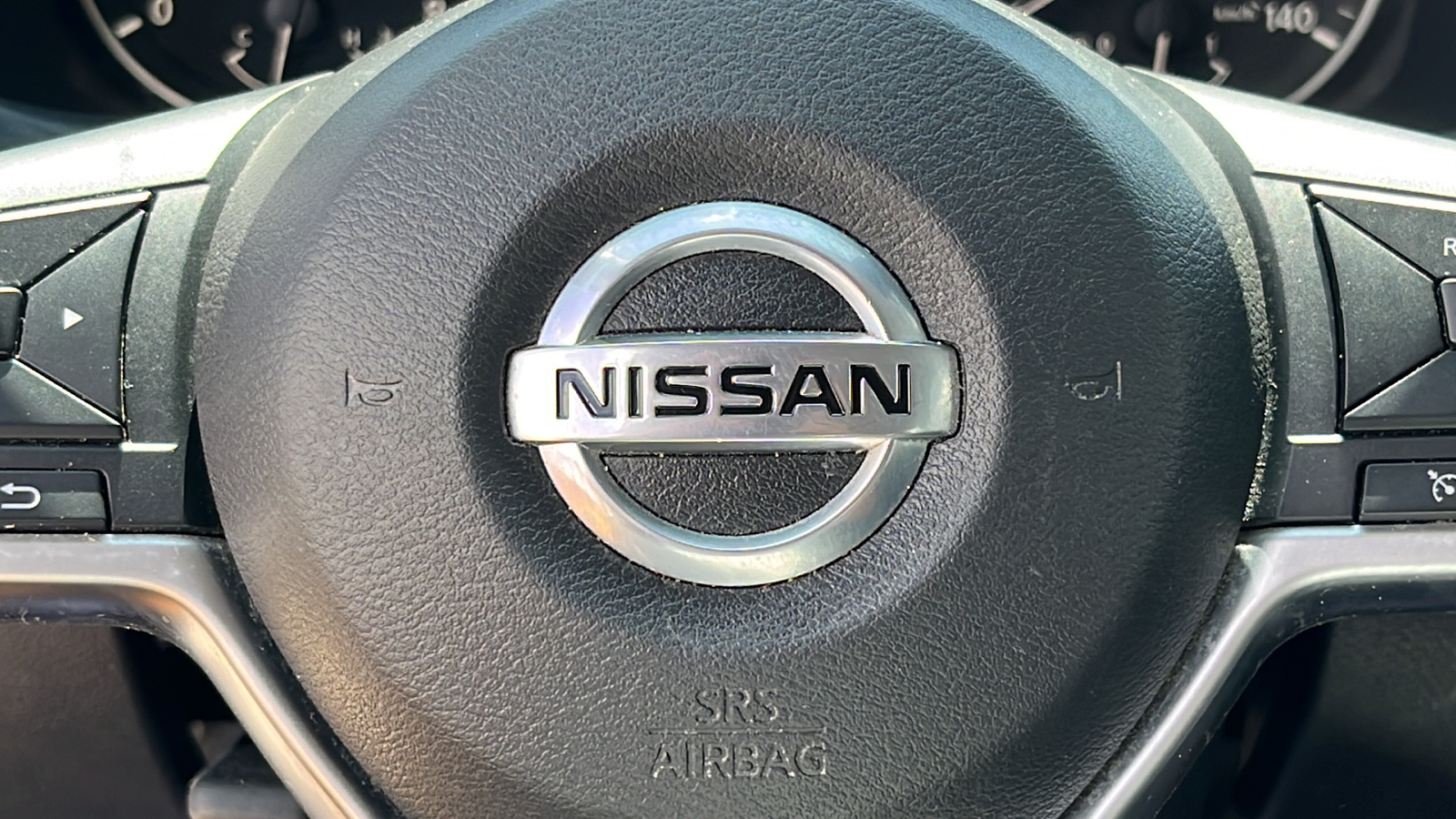 2022 Nissan Altima 2.5 SR 17