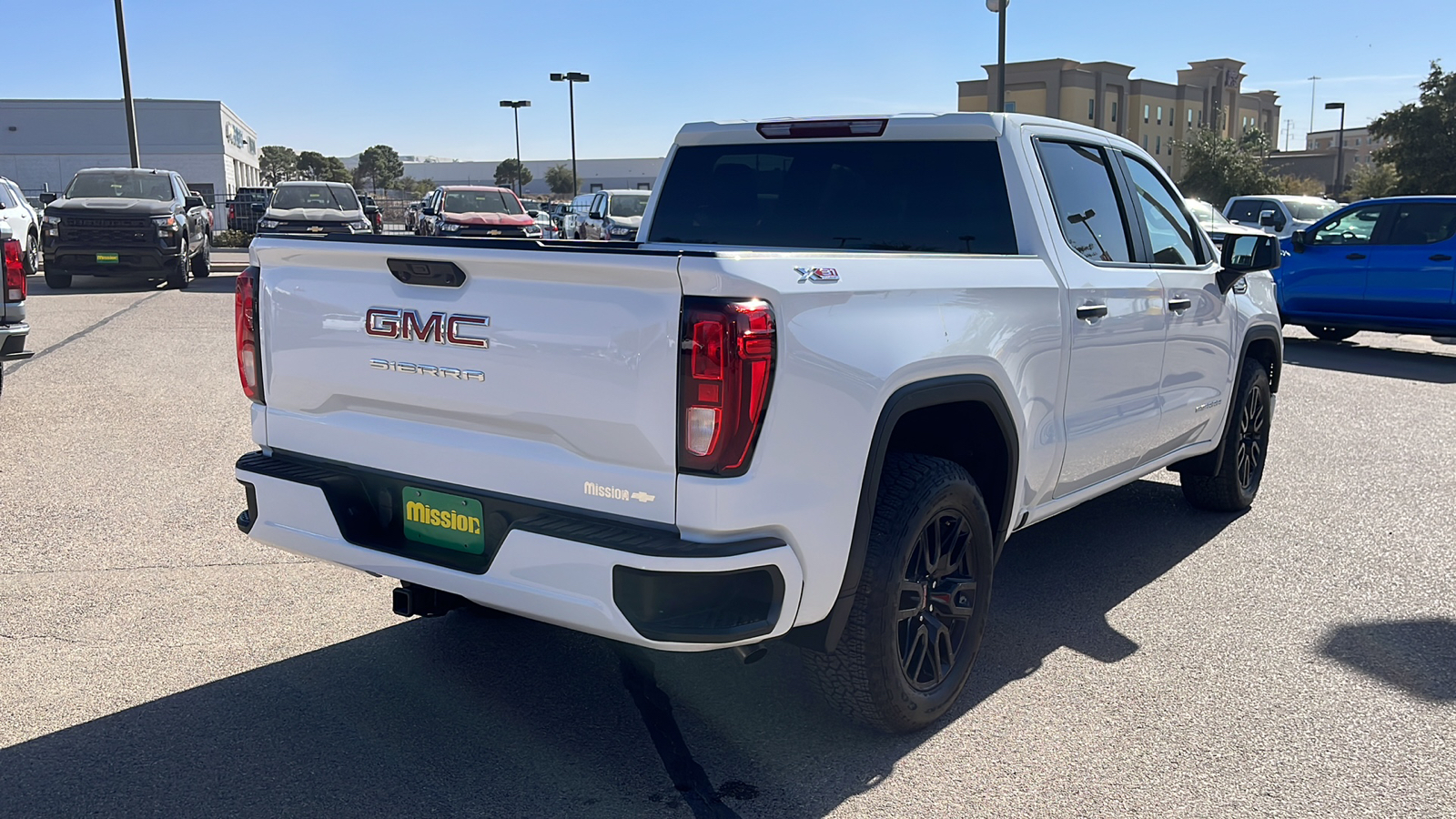 2023 GMC Sierra 1500 Pro 8