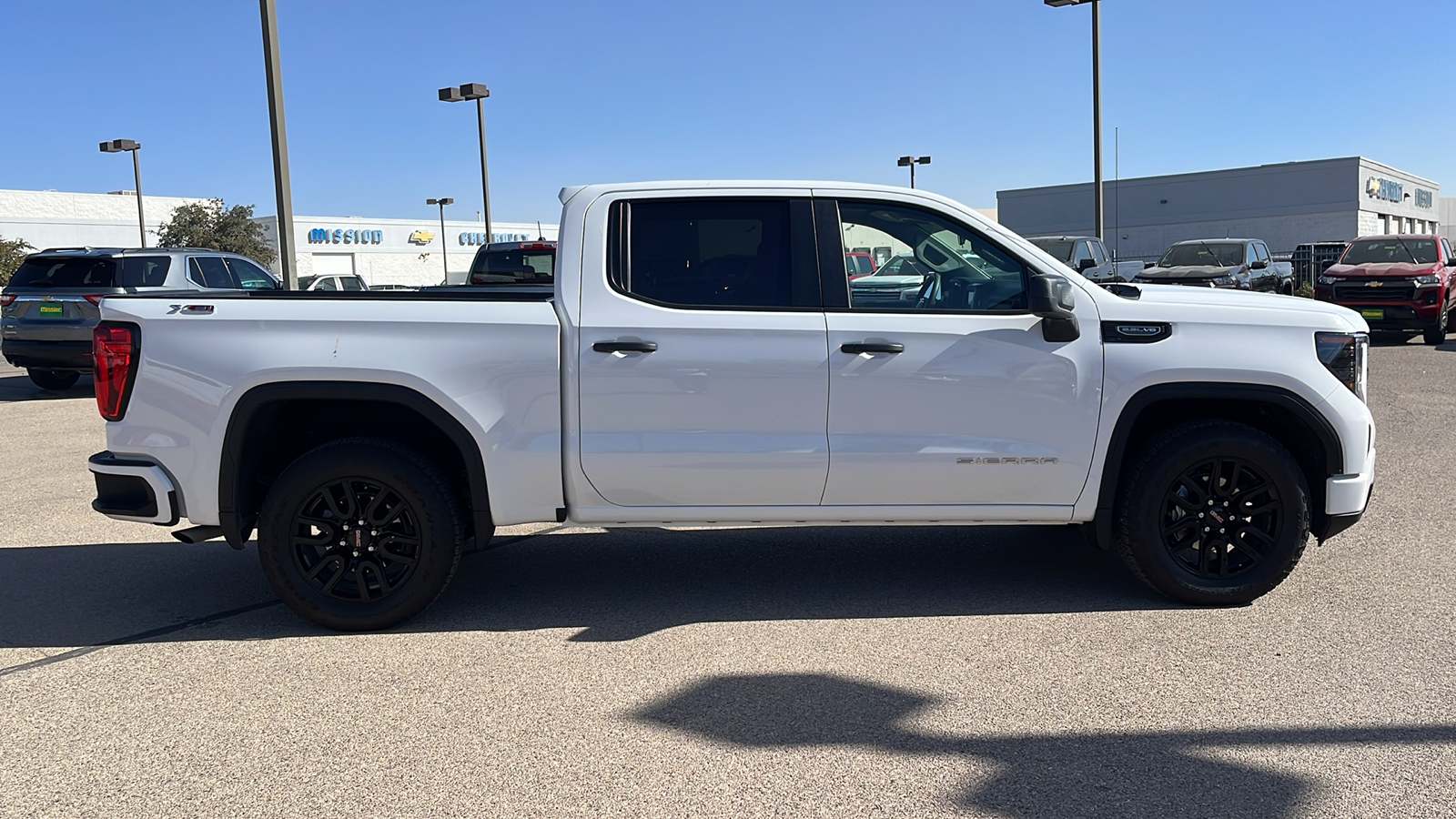 2023 GMC Sierra 1500 Pro 9