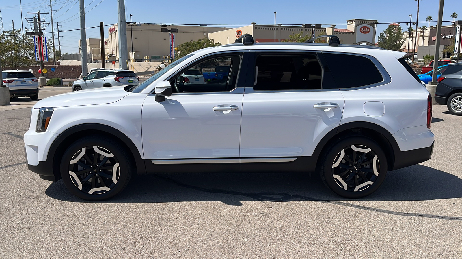 2023 Kia Telluride S 4