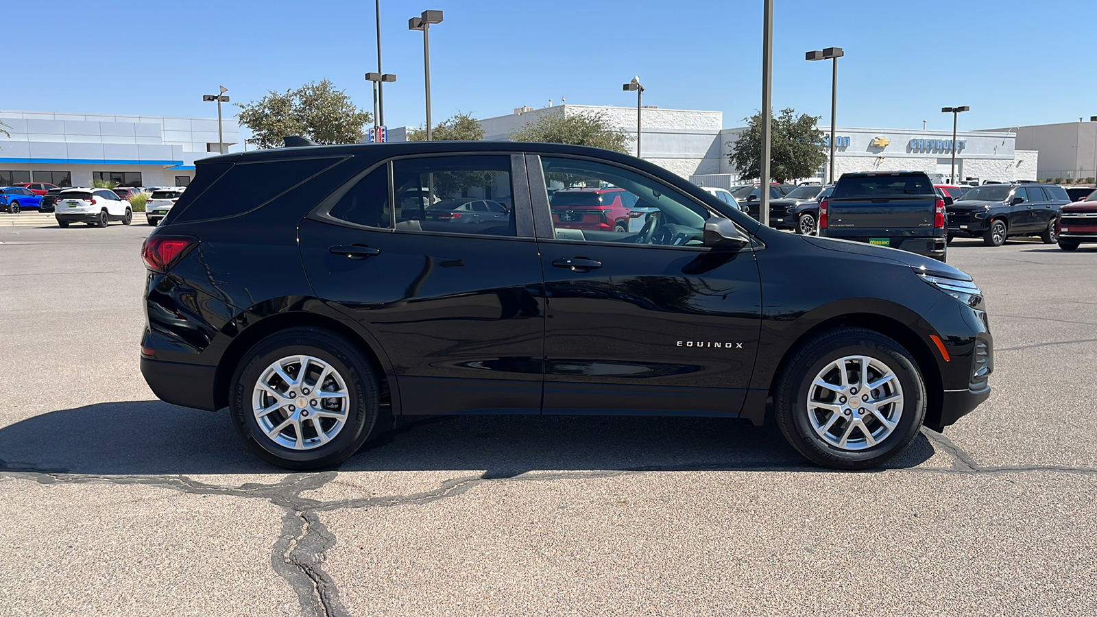 2024 Chevrolet Equinox LS 9