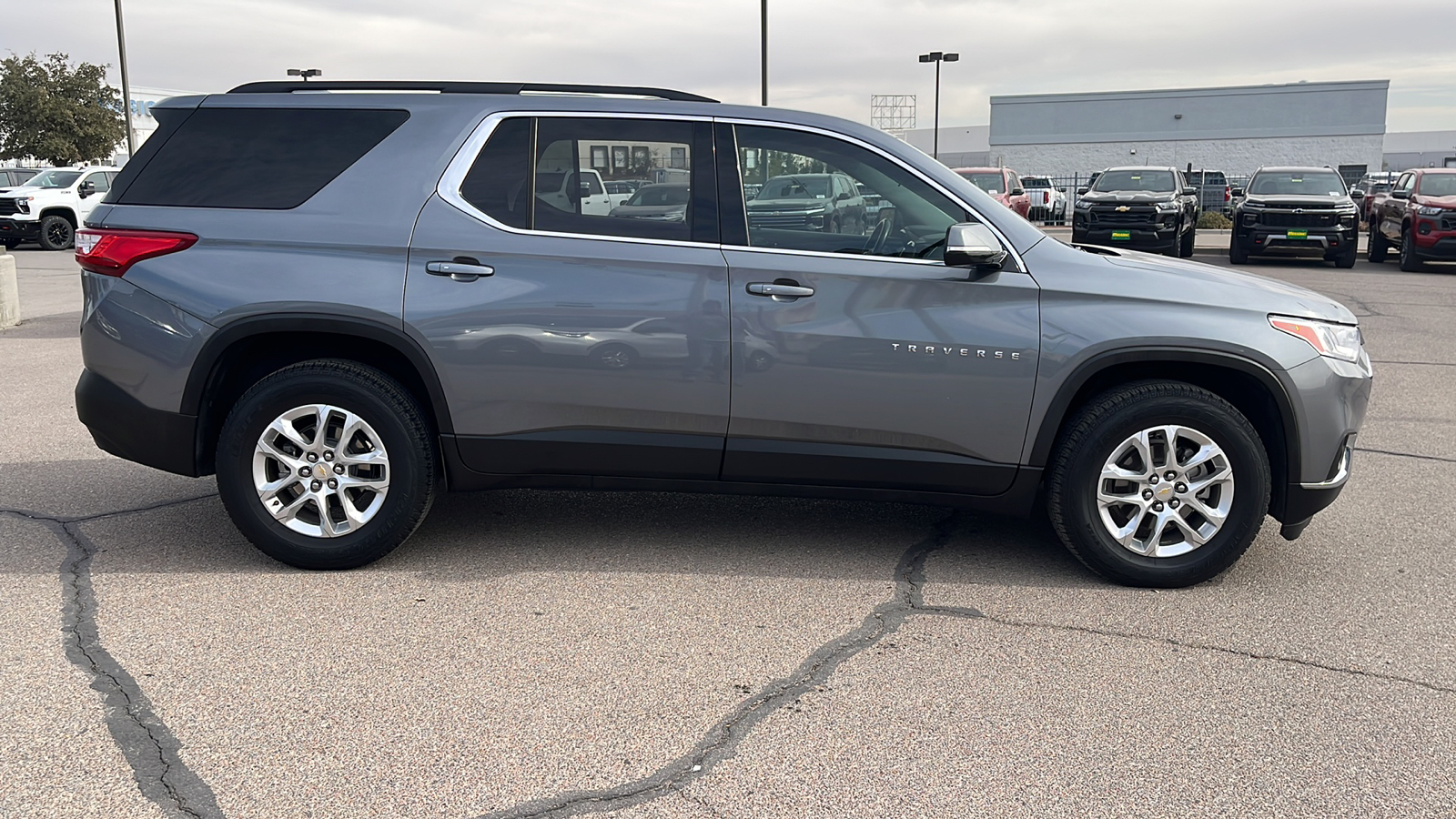 2020 Chevrolet Traverse LT Cloth 9