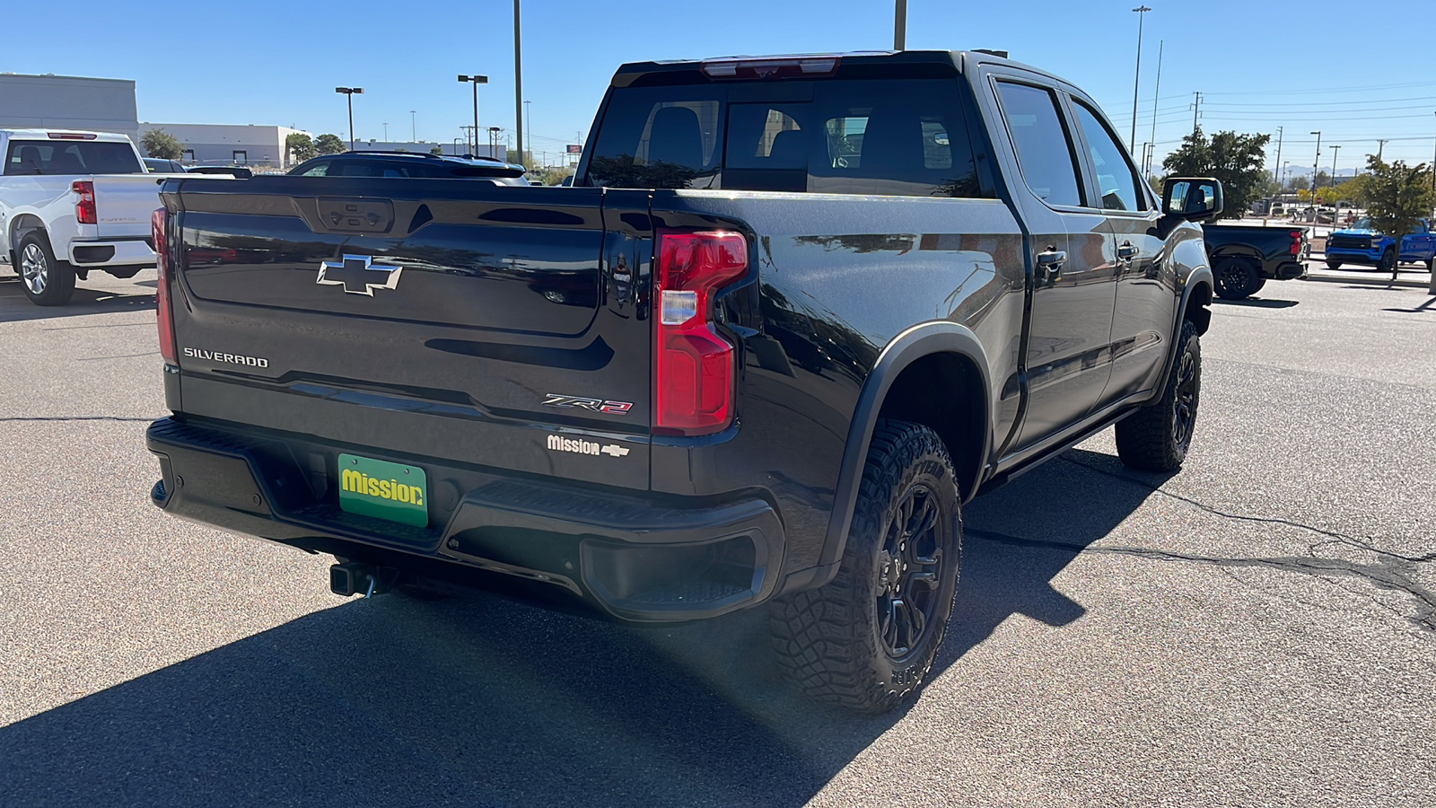 2024 Chevrolet Silverado 1500 ZR2 8