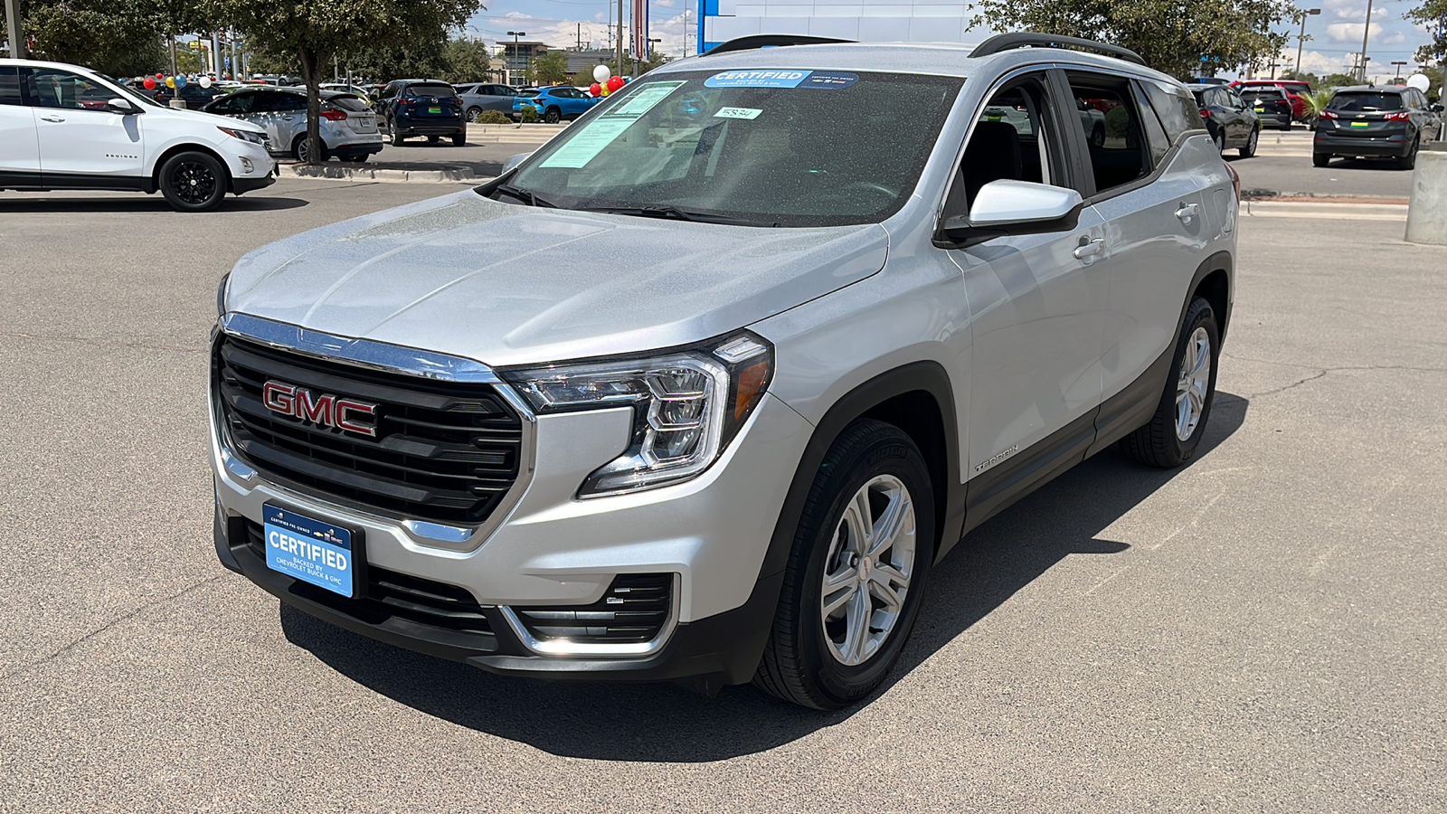 2022 GMC Terrain SLE 3