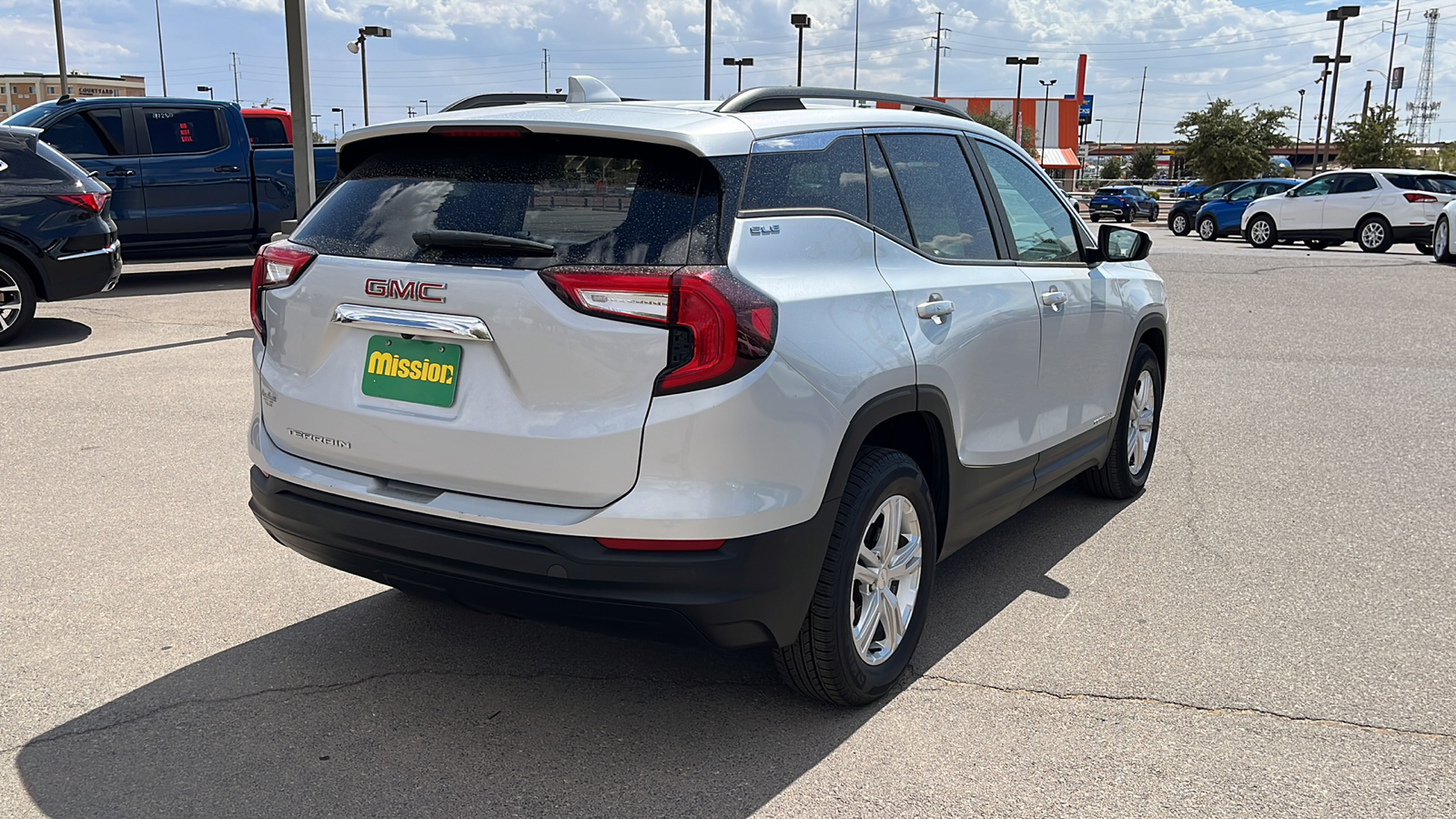 2022 GMC Terrain SLE 8