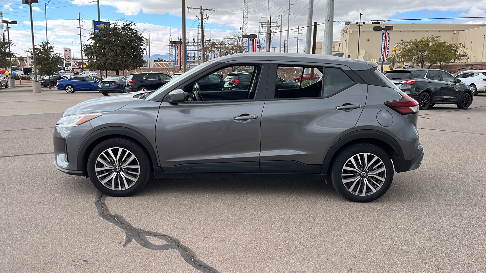 2021 Nissan Kicks SV 4