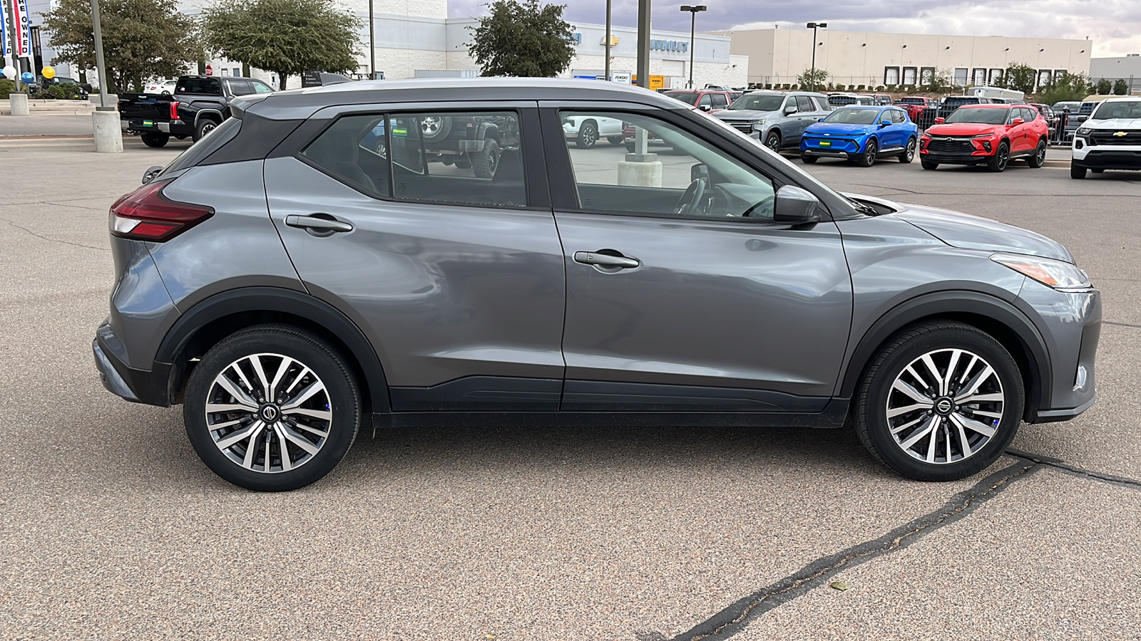 2021 Nissan Kicks SV 9