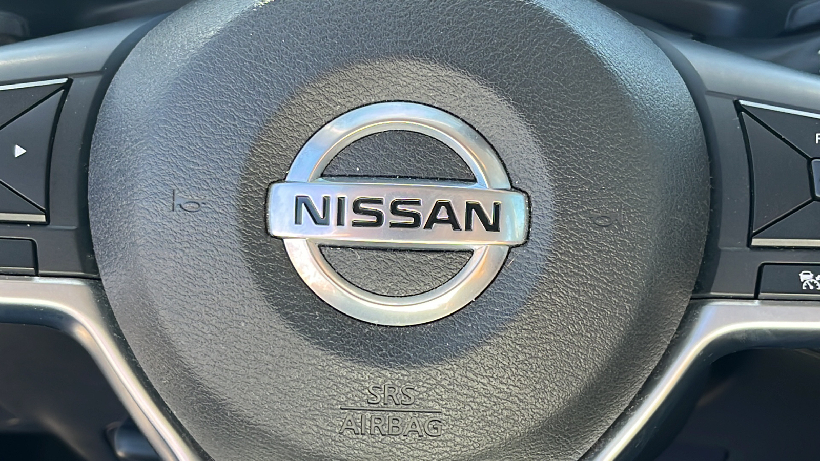 2021 Nissan Sentra SV 17