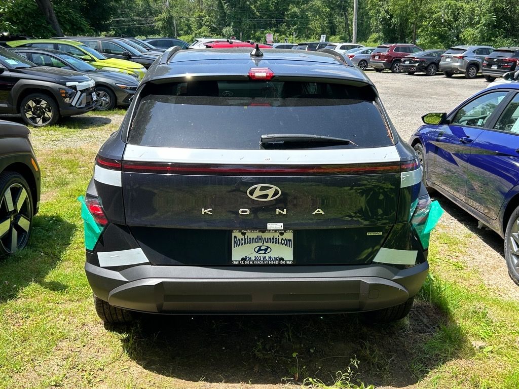 2024 Hyundai Kona SEL 4