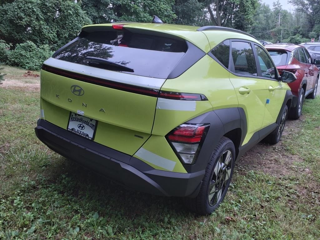 2024 Hyundai Kona SEL 3