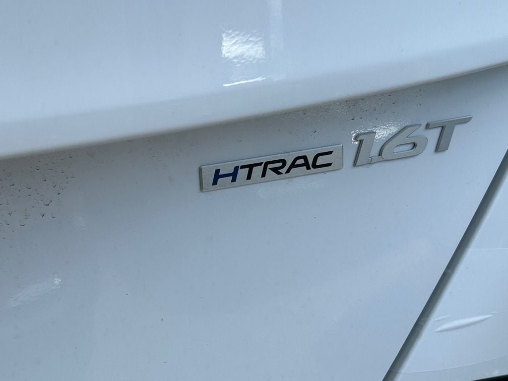 2024 Hyundai Kona Limited 12