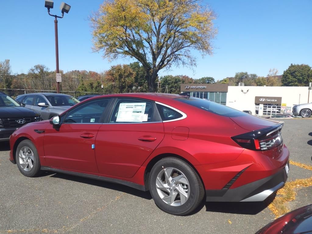 2025 Hyundai Sonata SE 4