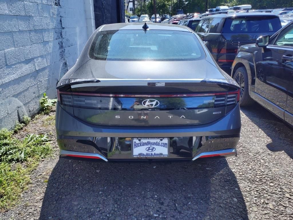 2025 Hyundai Sonata SEL 5