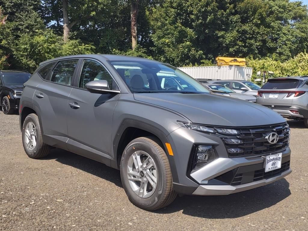 2025 Hyundai Tucson SE 3