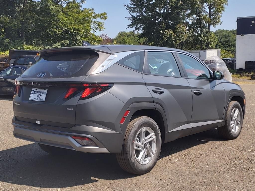 2025 Hyundai Tucson SE 4