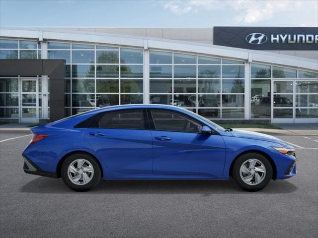 2024 Hyundai Elantra SE 7