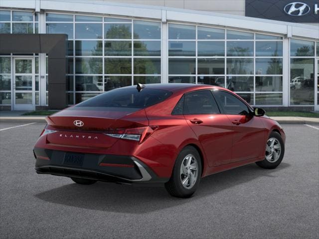 2024 Hyundai Elantra SE 4