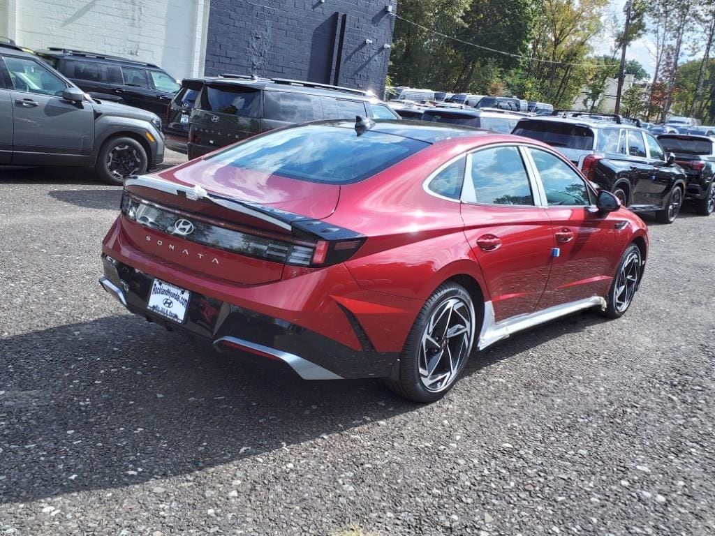 2025 Hyundai Sonata SEL Convience 4