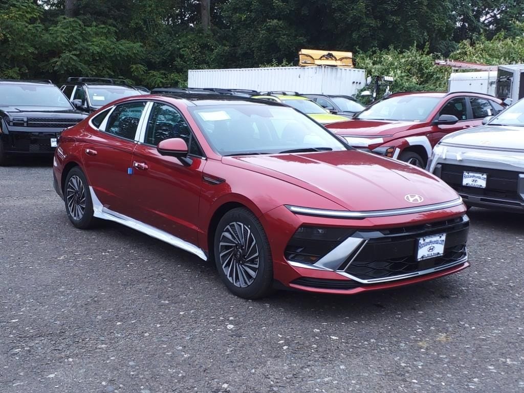 2024 Hyundai Sonata Hybrid Limited 3