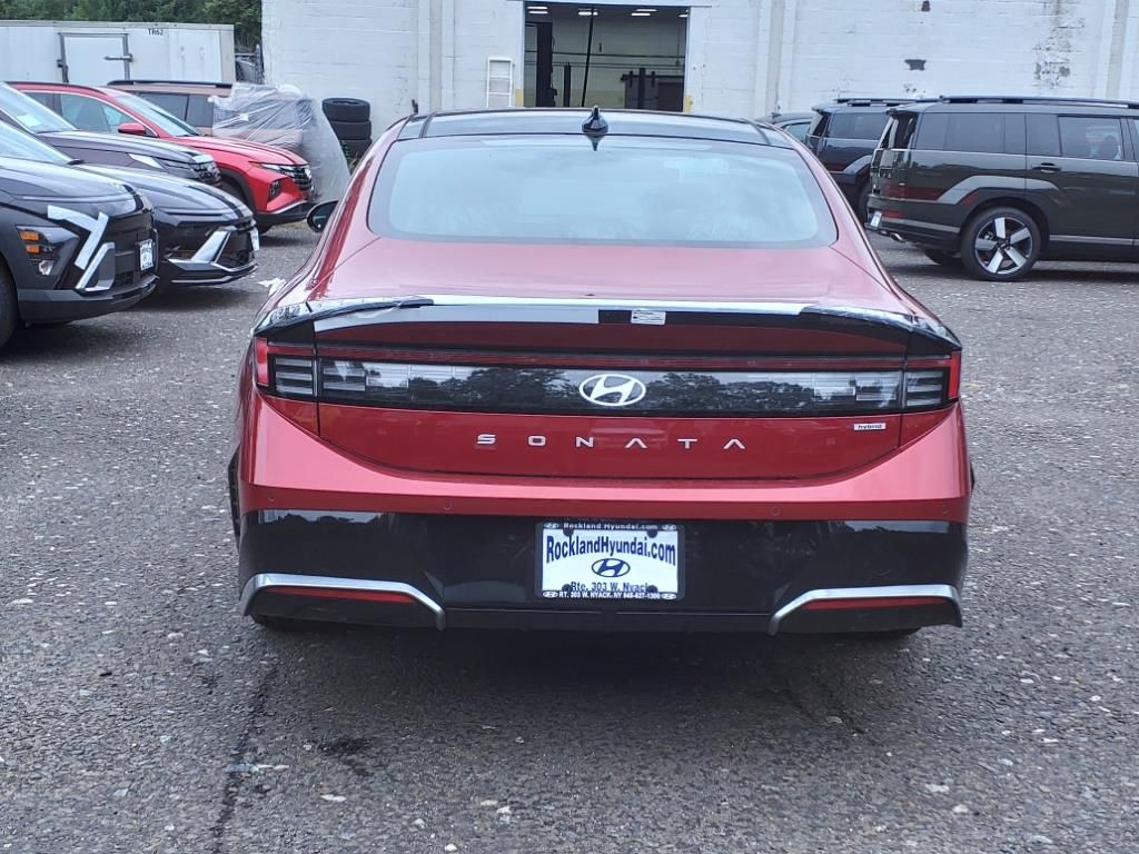 2024 Hyundai Sonata Hybrid Limited 5