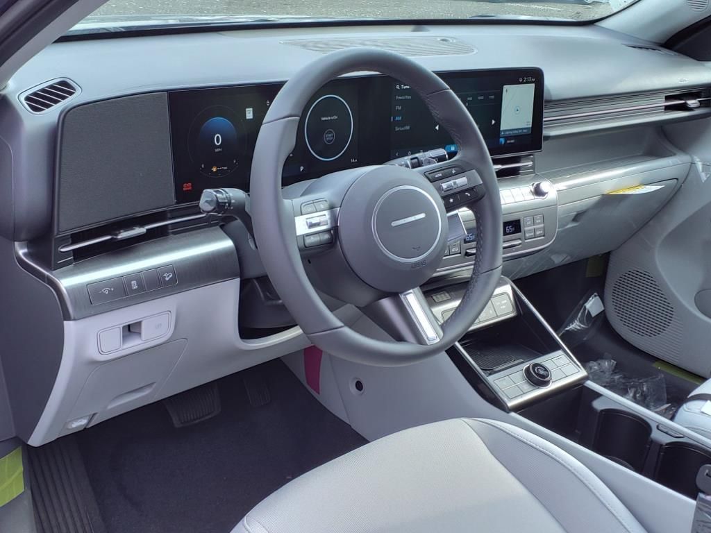 2025 Hyundai Kona SEL Convenience 8