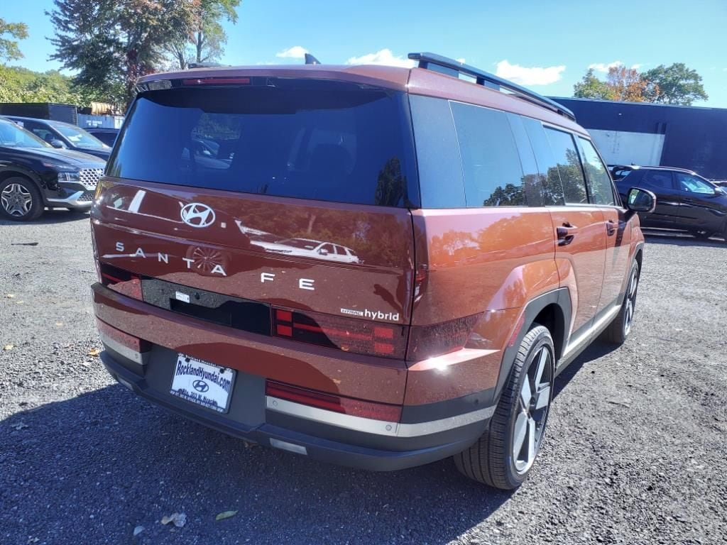 2025 Hyundai Santa Fe Hybrid Limited 4