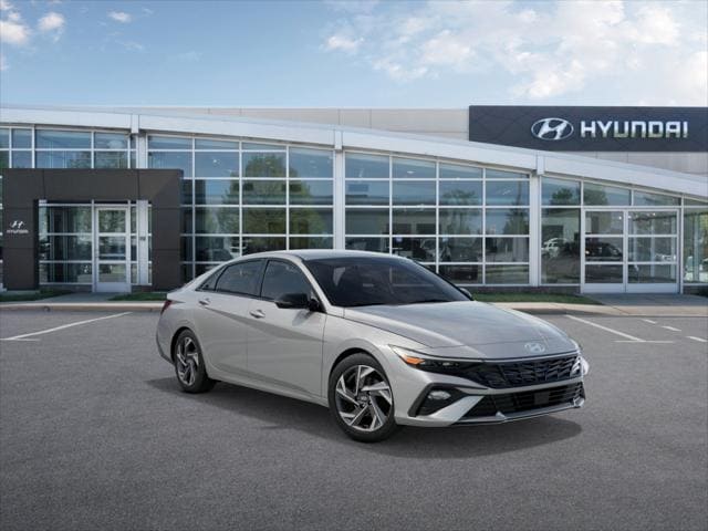 2025 Hyundai Elantra SEL Sport 2